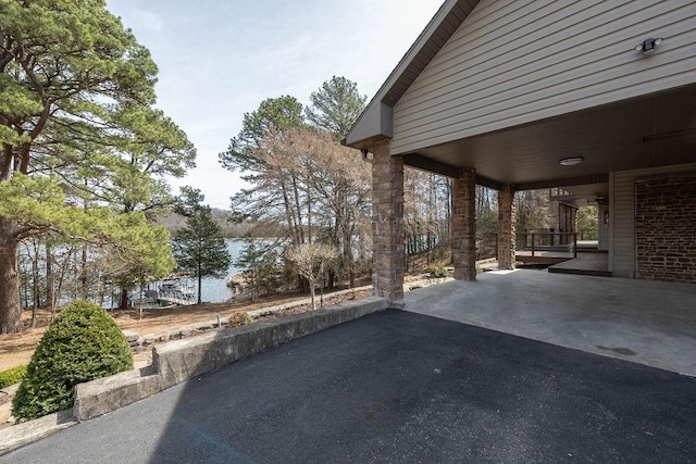 view of patio with driveway