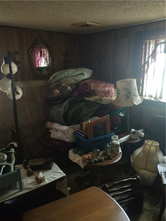 774 County Road 516, Huntsville, AR 72740