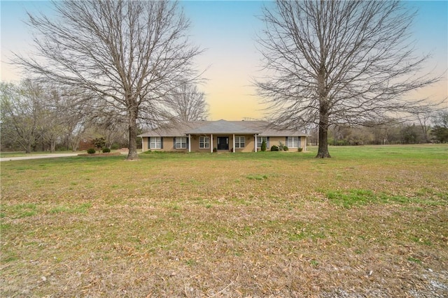 11300 Spring Mountain Dr, Farmington, AR 72730 - ranch-style house with a front yard
