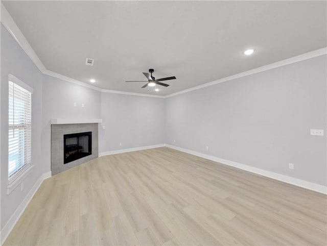 6 Osborne Ln, Bella Vista, AR 72715 - unfurnished living room featuring a ceiling fan, light wood finished floors, recessed lighting, ornamental molding, and baseboards