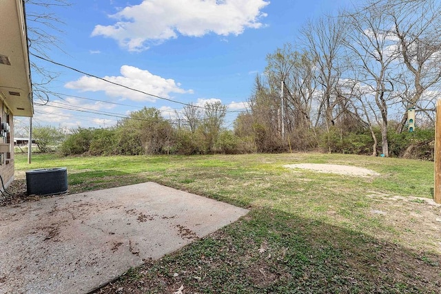 5694/925668/665644/42 W Michael Cole Dr, Fayetteville, AR 72704 - view of yard with a patio area
