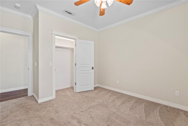 11992 Cripps Rd, Gentry, AR 72734 - unfurnished bedroom featuring visible vents, carpet, baseboards, and crown molding