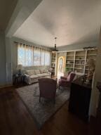 805 N Front St, Dardanelle, AR 72834 - view of living area