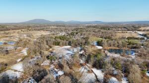 3656 Johnny Tate Rd, Waldron, AR 72958 - photo 16