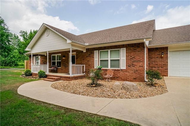 113 Valentina St, Clarksville, AR 72830 - photo 1