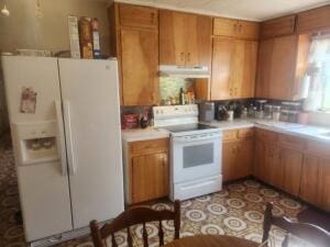 301 N Brown St, Clarksville, AR 72830 - photo 11