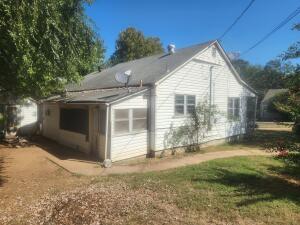 301 N Brown St, Clarksville, AR 72830 - photo 30