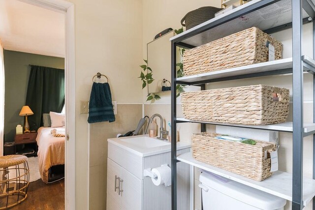 laundry room featuring wood finished floors