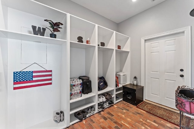 6628 Bernice Ave, Springdale, AR 72762 - mudroom with brick floors
