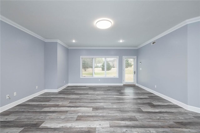 624 Sonoma Cir, Fayetteville, AR 72703 - spare room with baseboards, recessed lighting, crown molding, visible vents, and wood finished floors