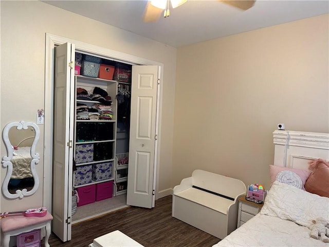 2110 W 8th St, Russellville, AR 72801 - bedroom featuring dark wood-type flooring, a ceiling fan, and a closet