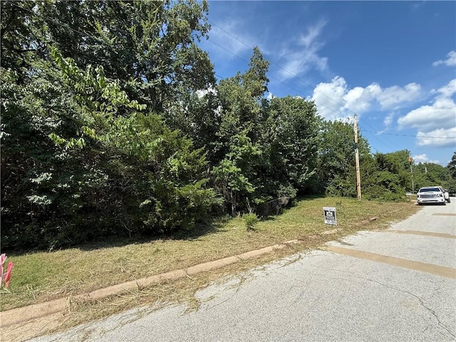 E 5th, Fayetteville, AR 72701 - photo 6