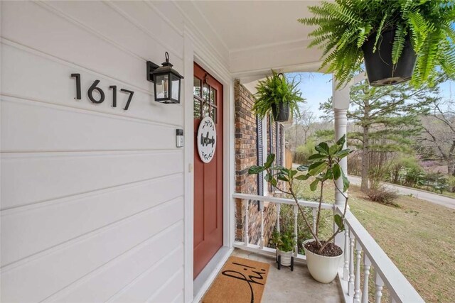 1617 N Applebury Dr, Fayetteville, AR 72701 - property entrance featuring a porch