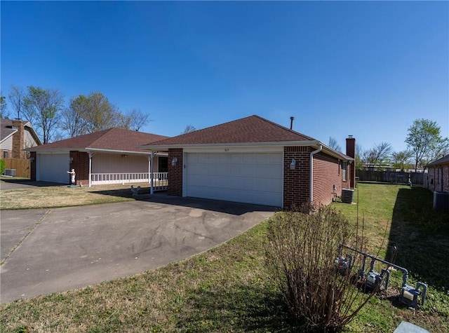 825 Linden St, Rogers, AR 72756 - photo 1