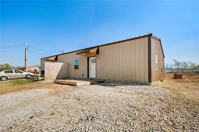 view of front of property