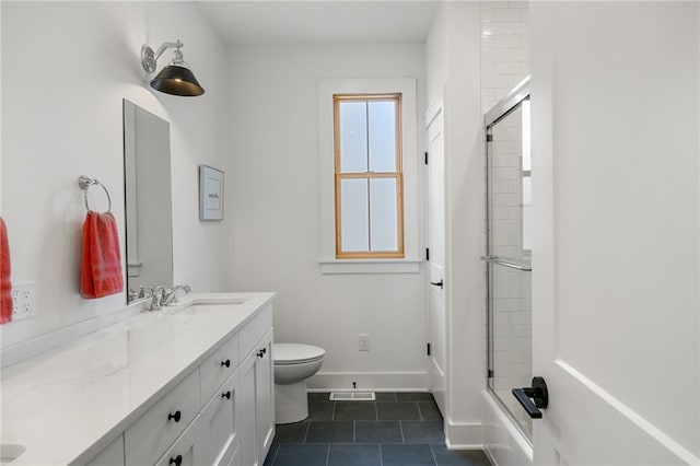 full bath featuring visible vents, baseboards, toilet, vanity, and tile patterned floors