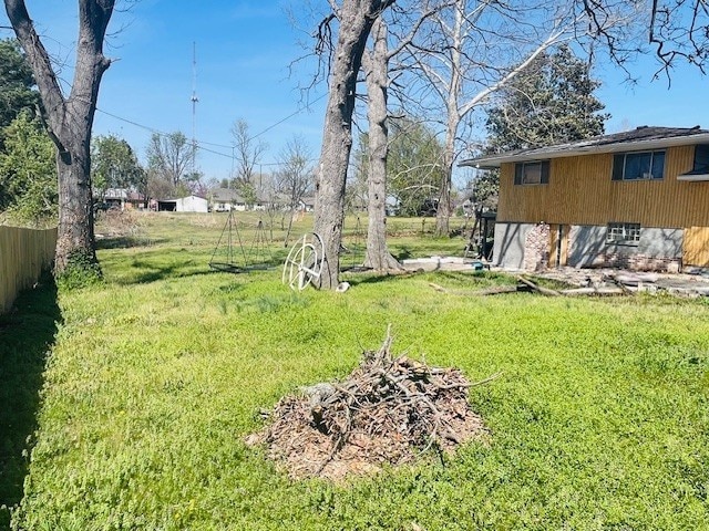 view of yard featuring fence