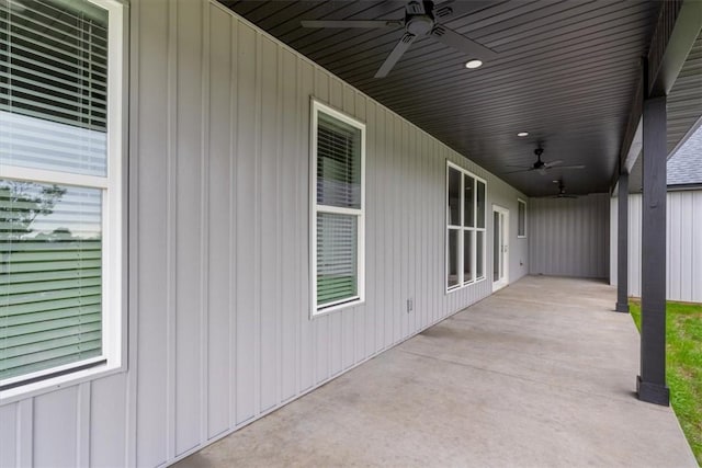 17153 Mill Hill Rd, Garfield, AR 72732 - view of patio featuring ceiling fan