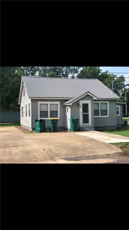 902 E G, Russellville, AR 72801 - photo 1