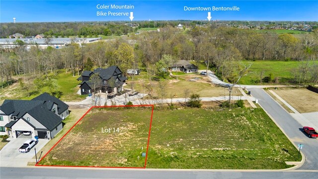 305 Autumn Hills Rd, Bentonville, AR 72712
