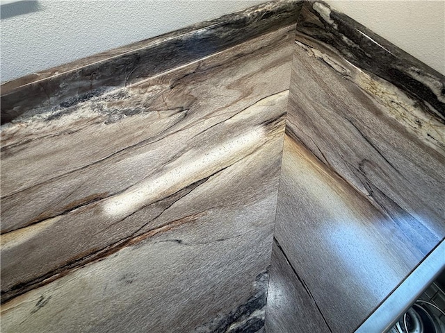 405 S Walnut St, Marshall, AR 72650 - interior space