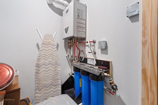 13936 Deepwater Dr, Garfield, AR 72732 - utilities with water heater