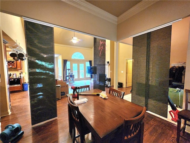 1 Binham Ln, Bella Vista, AR 72715 - dining area with ornamental molding, wood finished floors, and ceiling fan