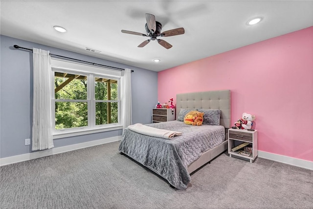 bedroom featuring visible vents, baseboards, carpet flooring, and recessed lighting