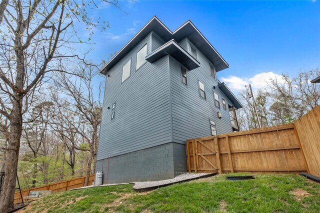 4 Shap Ln, Bella Vista, AR 72714 - back of house