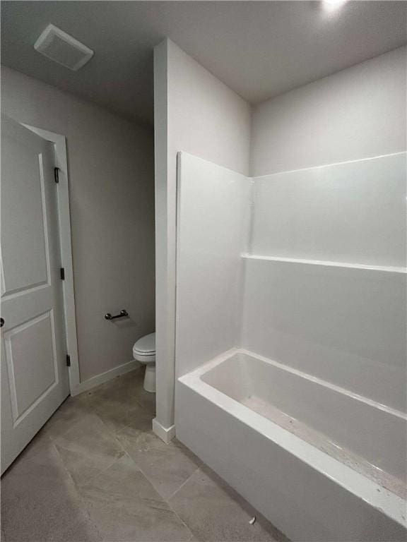 34 Brierfield Ln, Bella Vista, AR 72714 - full bathroom with toilet and a tub