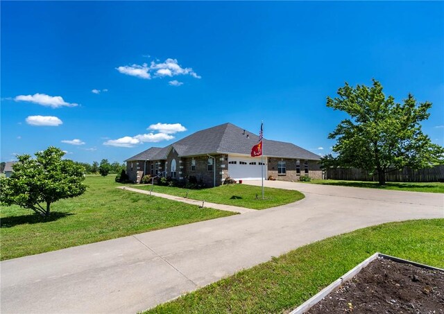 17444 16th Hwy, Siloam Springs, AR 72761 - single story home featuring driveway and an attached garage