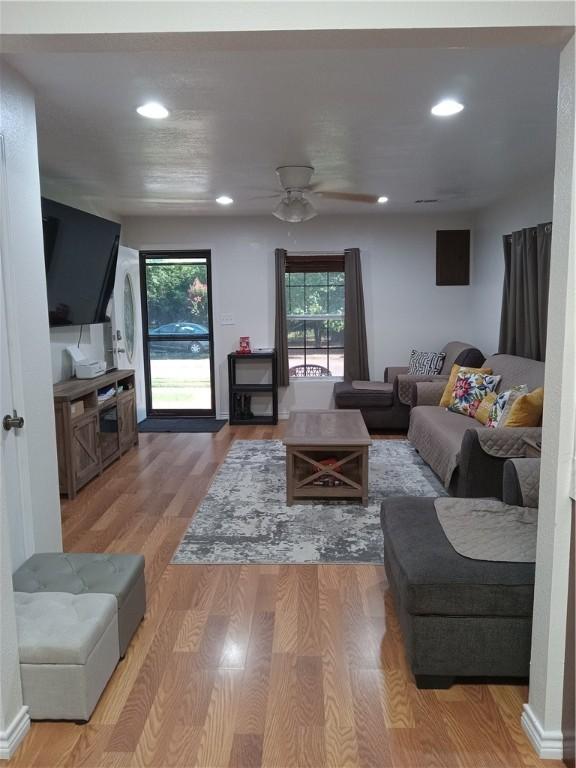 233 E J St, Russellville, AR 72801 - photo 2