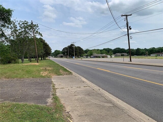 1311 E 16th St, Russellville, AR 72802 - photo 34