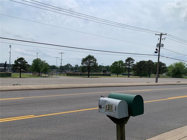 1311 E 16th St, Russellville, AR 72802 - photo 37