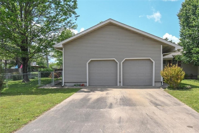 garage with fence