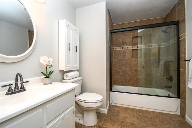 full bath with combined bath / shower with glass door, toilet, and vanity
