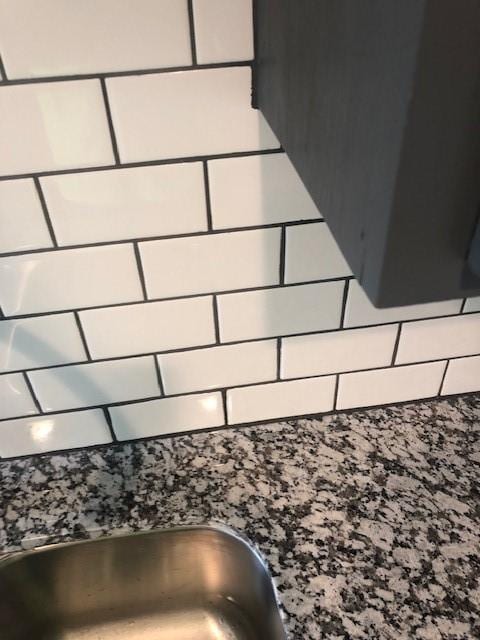 details with tasteful backsplash
