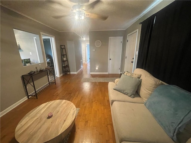 506 Oak St, Clarksville, AR 72830 - photo 9