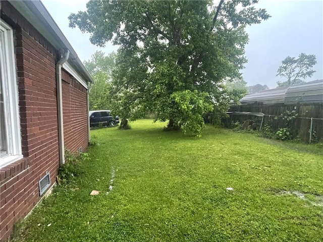 607 Carter St, Clarksville, AR 72830 - view of yard featuring fence
