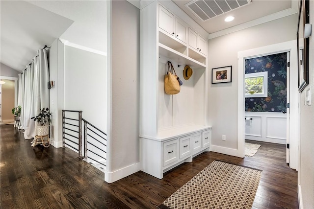 mudroom with dark wood-style flooring, wainscoting, recessed lighting, baseboards, and visible vents
