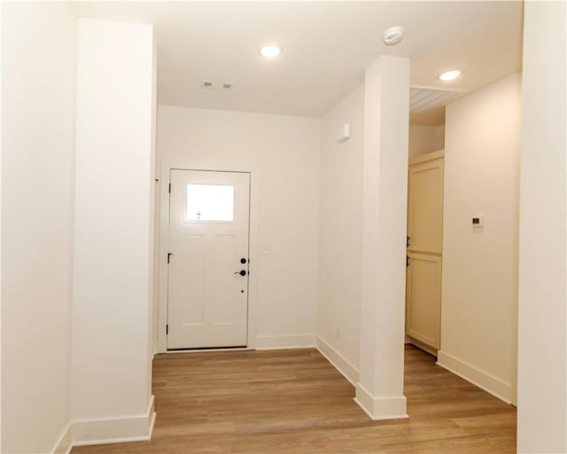 212 Nebo St, Prairie Grove, AR 72753 - foyer entrance featuring baseboards, light wood-type flooring, visible vents, and recessed lighting