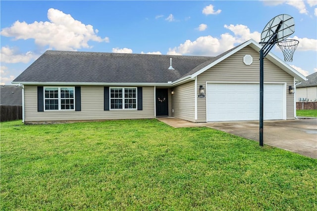 single story home featuring fence, a shingled roof, a front lawn, a garage, and driveway