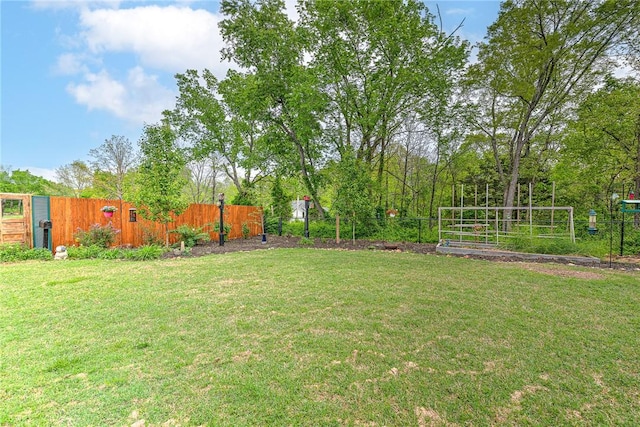 view of yard featuring fence