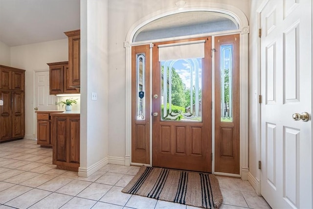 2 Breton Ln, Bella Vista, AR 72715 - foyer with light tile patterned floors and baseboards