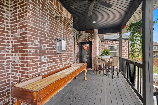 deck with a ceiling fan