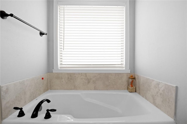 11003 David Ct, Siloam Springs, AR 72761 - full bath featuring plenty of natural light and a garden tub