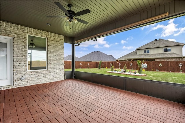 2109 Abbott Ln, Pea Ridge, AR 72751 - view of patio with ceiling fan
