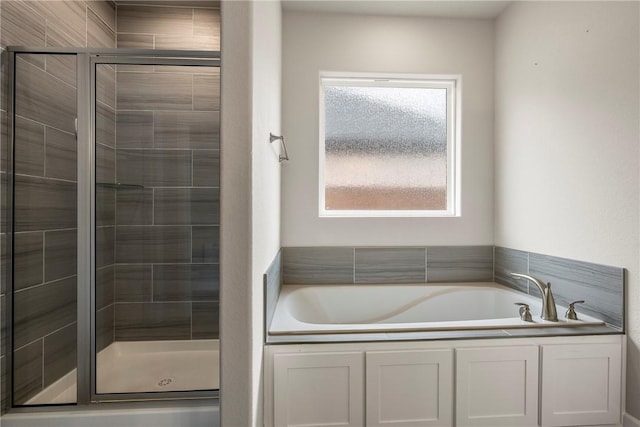 2109 Abbott Ln, Pea Ridge, AR 72751 - full bathroom featuring a shower stall and a bath
