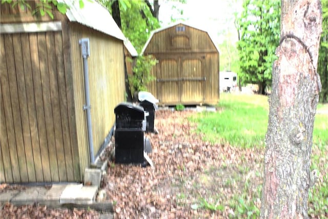9324 Tomerlin Grist Mill Rd, Rogers, AR 72756 - view of yard with an outdoor structure and a storage unit