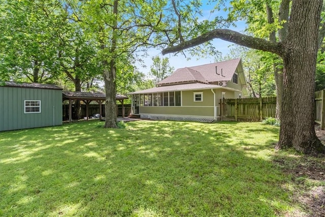 605 N Wright St, Siloam Springs, AR 72761 - view of yard with fence